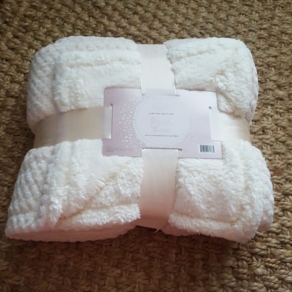 Ulta Beauty Other - Plush Throw